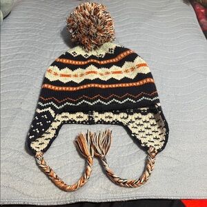 Aritzia Knit Pom-Pom Hat - Black, Orange, Cream